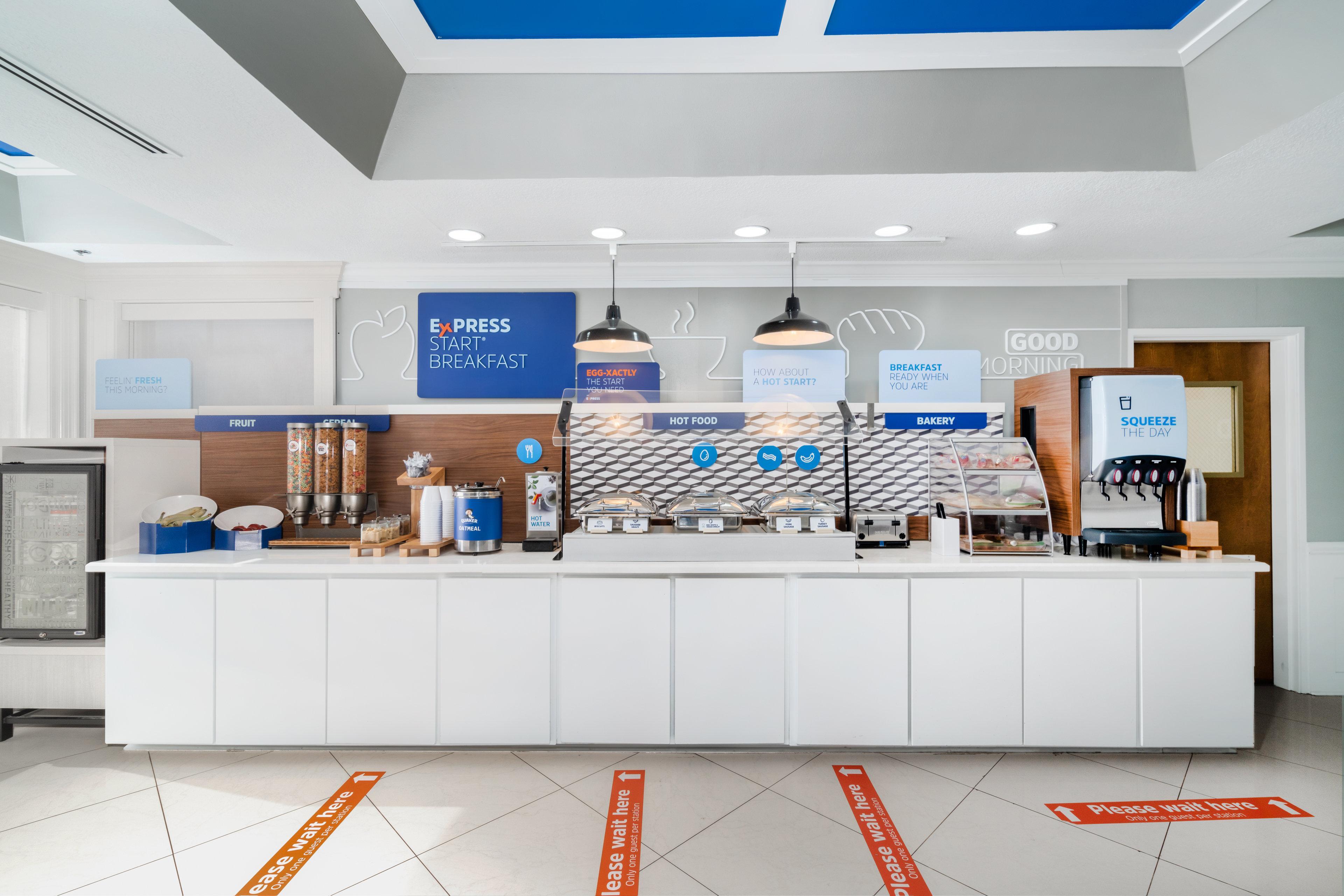 Holiday Inn Express Hotel & Suites-Magee, An Ihg Hotel Экстерьер фото